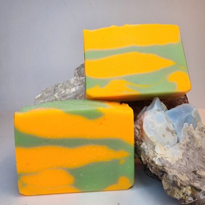 Picture of Cucumber Melon Simply Soap - 5oz