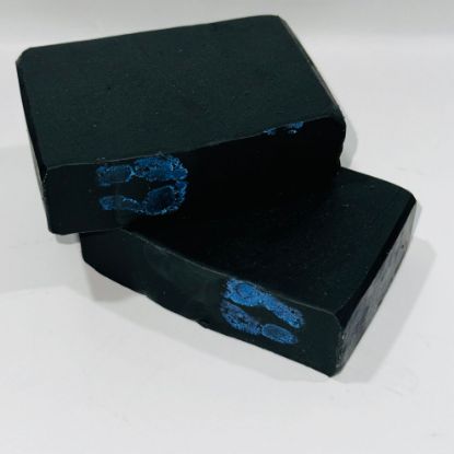Picture of Maui Sands Goat Milk Soap with Activated Charcoal and Tomato - 6 oz 